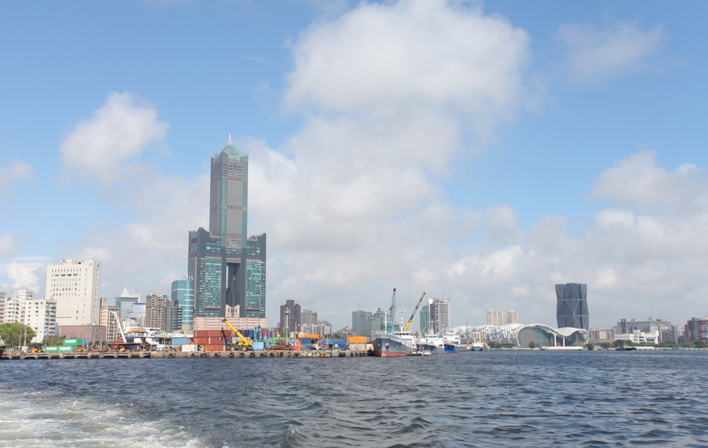 搭乘棧貳庫航線遊艇，體驗大港獨特美景，旅程規劃別忘囉！